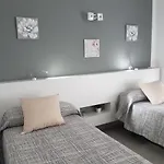 Vivienda Aries * פוארטו דל כרמן